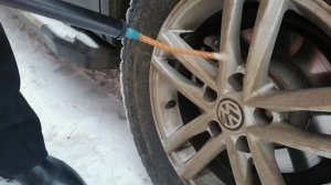 Лайфхак.   Как доехать до шиномонтажа.Как накачать пробитое колесо.