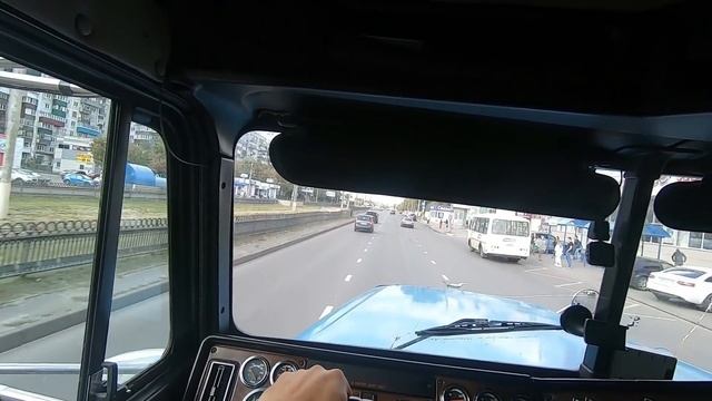 Freightliner Classic Xl. Салон собран. Удлинил рычаг КПП. Срочная новость для подписчиков.