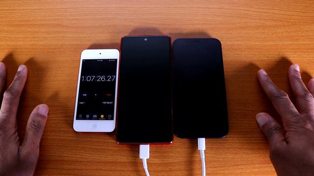 Galaxy S20 FE 5G Vs iPhone 12 Battery Charging Test