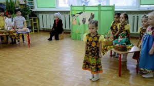 театральная постановка по сказке С. Михалкова "Как старик корову продавал"