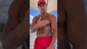 Как я оторвал бицепс ?? В моменте тренировки ног ,видно как отрывается бицепс на левой руке?!!!