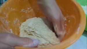 Тесто дрожжевое для пирогов и пирожков,без яиц,на растительном масле.