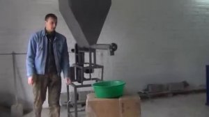 ШНЕКОВЫЙ ПИТАТЕЛЬ. ДОЗАТОР СОЕВОГО ШРОТА непрерывного действия, shnekovyy dozator, screw dispenser