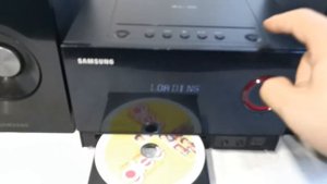 Samsung MM-C330 USB AUX CD Radio Micro Mini HiFI Component System