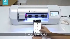 Демонстрация работы плоттера для нарезки гидрогелевой плёнки Devia