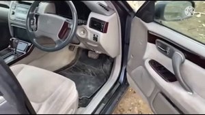 Toyota crown 2002 model