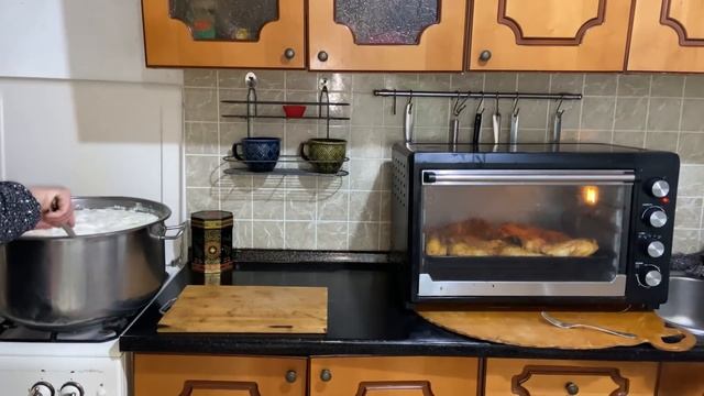 У меня большой заказ - пожарила 50 кур! смотреть онлайн