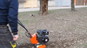 Работа мотокультиватором по целине легко и просто - Husqvarna TF 120