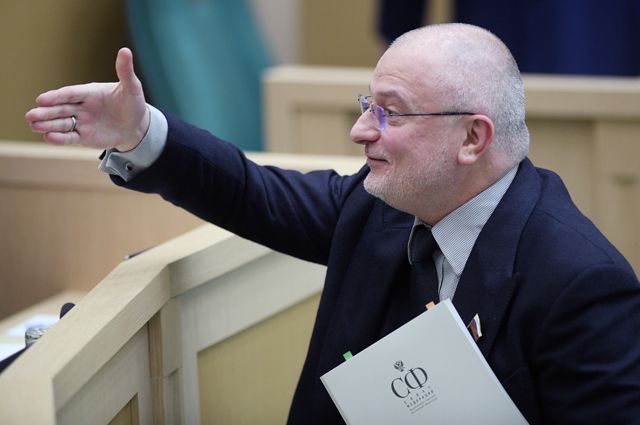 Клишас предложил усложнить жизнь тем, кто убежал от мобилизации из России смотреть онлайн