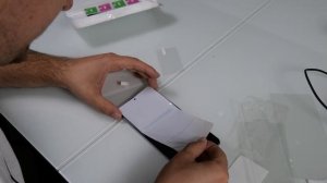 Как наклеить защитную пленку на Poco F3