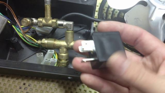 Ремонт газовой тепловой пушки MASTER смотреть онлайн