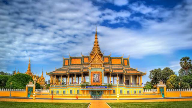 Phnom Penh, Cambodia ( Пномпень, Камбоджа ) смотреть онлайн