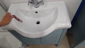 Мебель для ванной комнаты CAPRIGO Верона Н Антарктида, пенал и тумба с раковиной