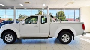 2012 Nissan Navara D40 MY12 ST-X (4x4) Arctic White 5 Speed Automatic Kingcab