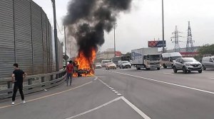 пожар в ярославском шоссе 30.05.22Газел загарел.