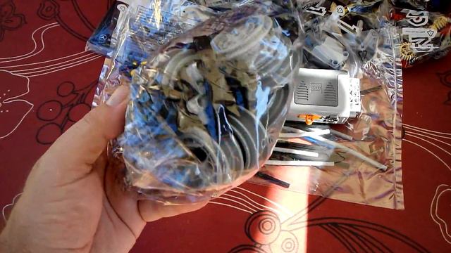 Unboxing Lego Technic 42043 смотреть онлайн