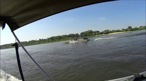 Лодка Касатка 365 с носовым тентом и тентом-крышей