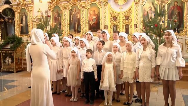 хор гимназии № 1 Ульяновск с песенкой про ангелов смотреть онлайн