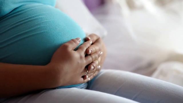 ЭКСТРЕННЫЕ РОДЫ | Что делать, если вы не успели в роддом, как не растеряться и что предпринять смотреть онлайн