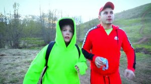 Хелпик Стал Злодеем? Рома и Папа Отправляются с Гуджитсу Спасать Хелпика!