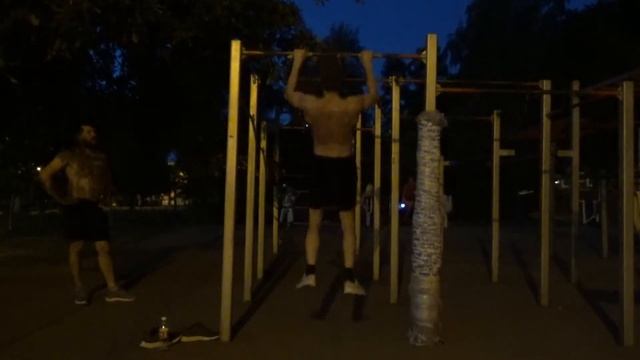 Новый личный рекорд подтягиваний смотреть онлайн