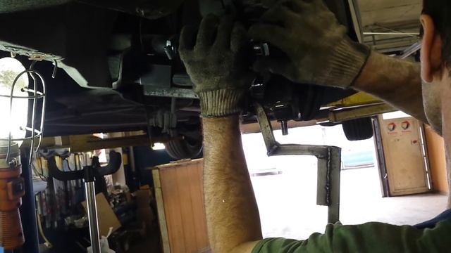 Berlingo b9 шаровая опора, сборка с рычагом приводом смотреть онлайн