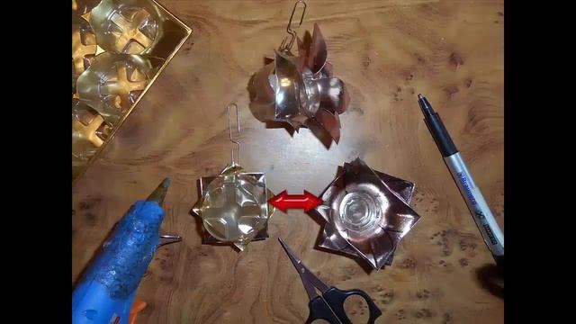 ПОДЕЛКИ ИЗ конфетных вкладышей на Рождественскую ёлку смотреть онлайн