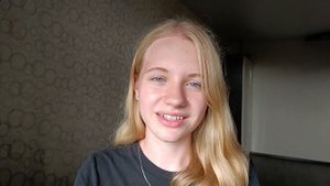 Олег Алексеев - А вы давно гуляли под дождем? (читает Ксения Галкина) / Стихи о любви