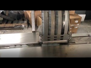 Горизонтальный упаковочный автомат c автоматической подачей  MAGIKON250AGX3F