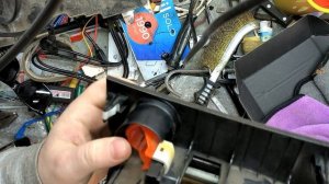 USB розетка вместо прикуривателя Mazda 3-Bk