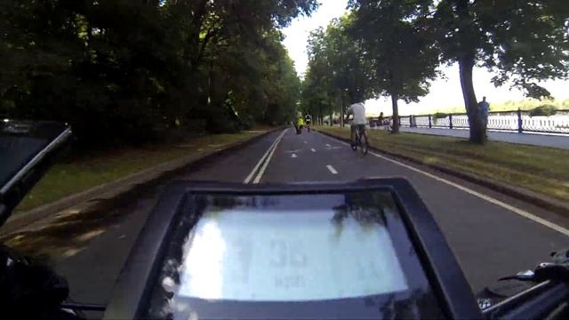 Покатушка в Парке Горького смотреть онлайн