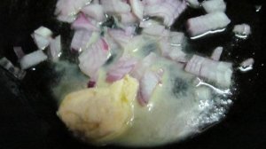 Чебуреки с фаршем и сыром