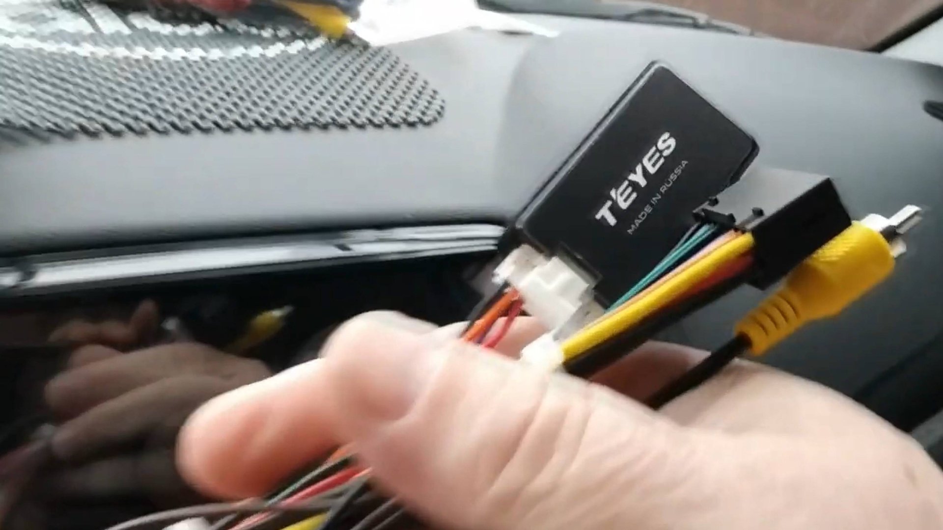 Lada Vesta SW Cross Установка Canbus Teyes V1 1 смотреть онлайн