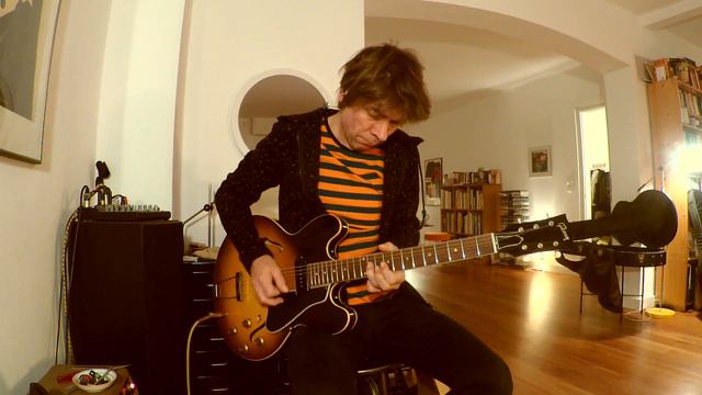 2013 Gibson Custom Shop '59 ES-330 VOS смотреть онлайн