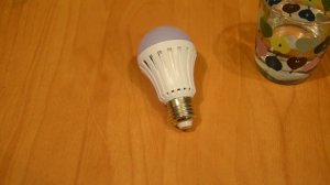 Led лампа с аккумулятором