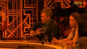 Евгений Дятлов исполняет цыганский романс  "По ком, по ком, ты слёзы проливаешь?"