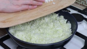 печёные ПИРОЖКИ С КАПУСТОЙ на пресном сдобном тесте | просто и быстро