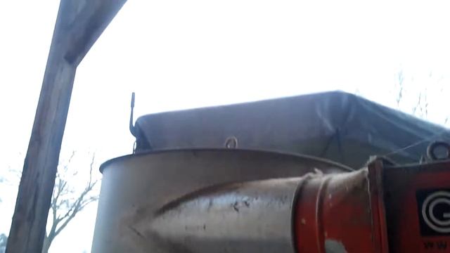 Завантаження зерна в Силоса смотреть онлайн