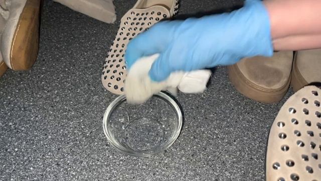 ЗАМШЕВАЯ БЕЖЕВАЯ ПОЧИСТИТЬ смотреть онлайн