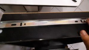 Как установить шариковые направляющие на ящик или комод | Замена роликовых направляющих на шариковы