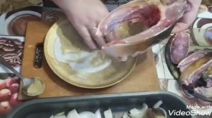 Карп запеченный в духовке. Самый вкусный и простой рецепт.