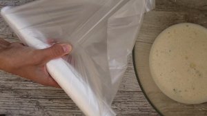 Вареный омлет в пакете | Пошаговый видео-рецепт вкусного и очень нежного омлета