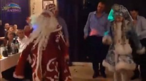 Дед мороз и снегурочка на корпоратив в Астане