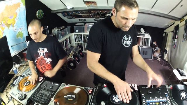 DNS & IRIE - BACK ONCE AGAIN (Turntablism Routine) смотреть онлайн