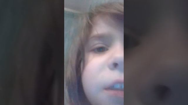 кошек выглянул из-под кровати и у него был очень много крови у него были смотреть онлайн