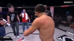 Боец MMA  без руки !