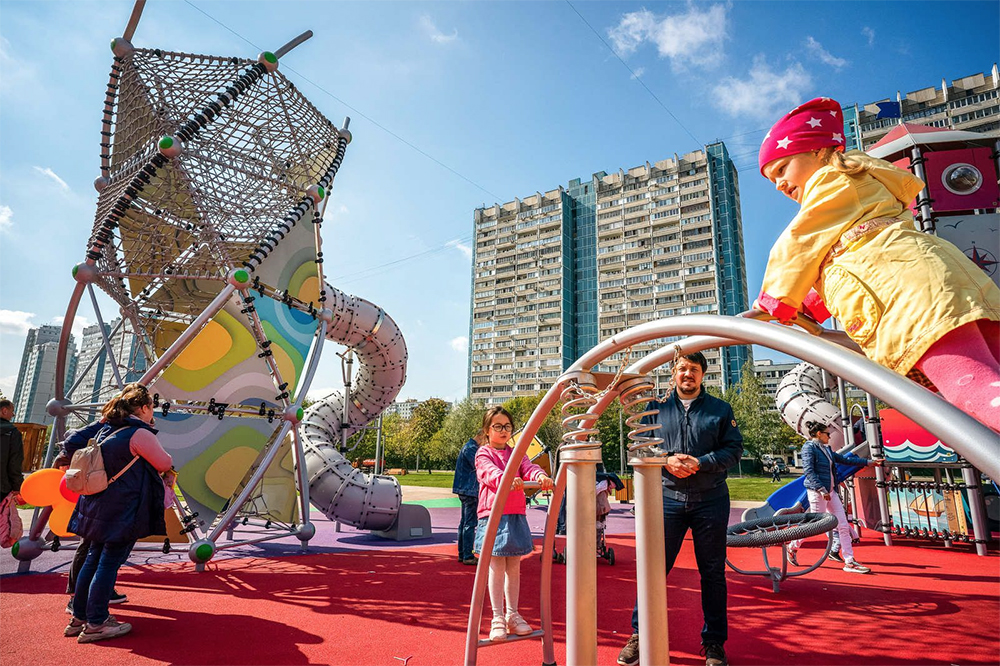 Благоустроенные парки на юго-западе Москвы пользуются популярностью жителей / События на ТВЦ