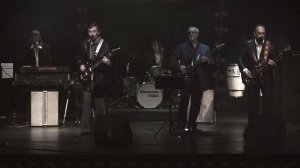 ВИА "Школьные годы" - Любимой песню я пою