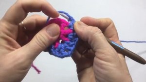 Сидушка на табуретку крючком/crochet stool cover