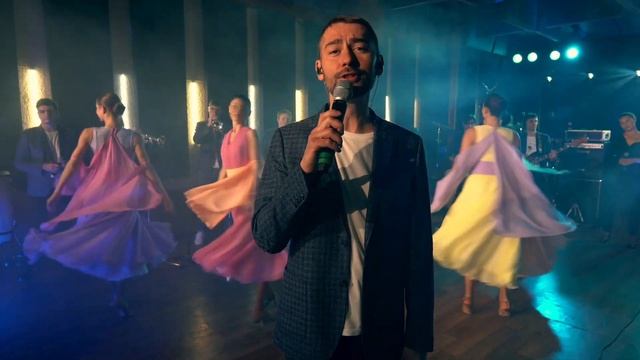 Последний час декабря - Н. Фоменко, М. Леонидов смотреть онлайн